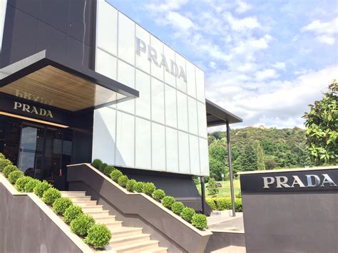 the mall and space prada outlet outside of florence|prada outlet florence italy rome.